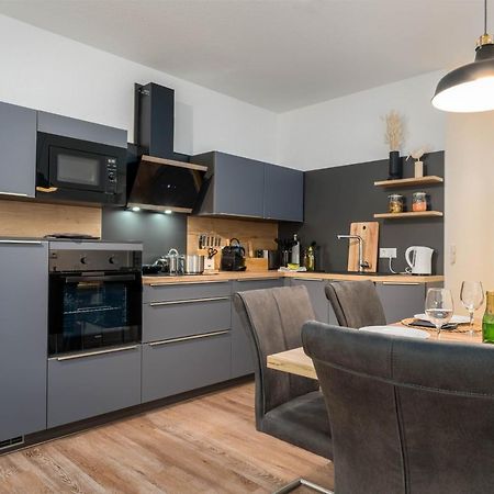 Vivamosel: Appartement Mit Mosel & Burgblick - Balkon - Parken - Aufzug - Fahrradraum كوتشيم المظهر الخارجي الصورة