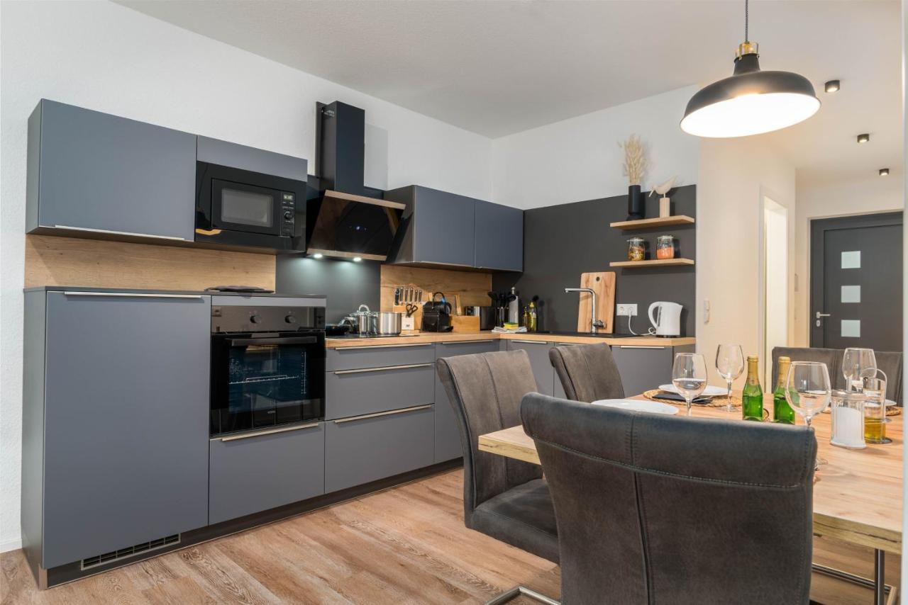 Vivamosel: Appartement Mit Mosel & Burgblick - Balkon - Parken - Aufzug - Fahrradraum كوتشيم المظهر الخارجي الصورة